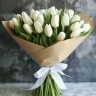 Букет 25 белых тюльпанов